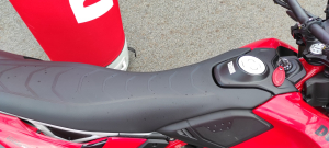 Okruhové testování Hypermotard 698 Mono